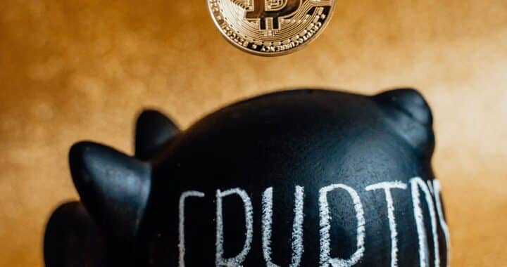 Biden vs. Trump: Crypto Policies Battle Ahead of 2024 Election