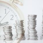 AI Financial Collapse Fears Grow as WLFI Holdings Drive $271M Net Loss